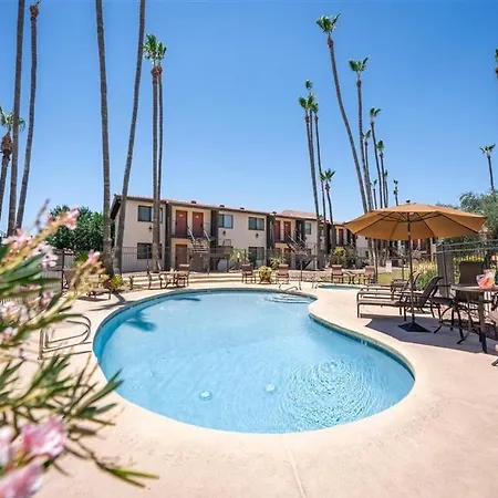 244 Fully Furnished 1Br Suite-Pet Friendly